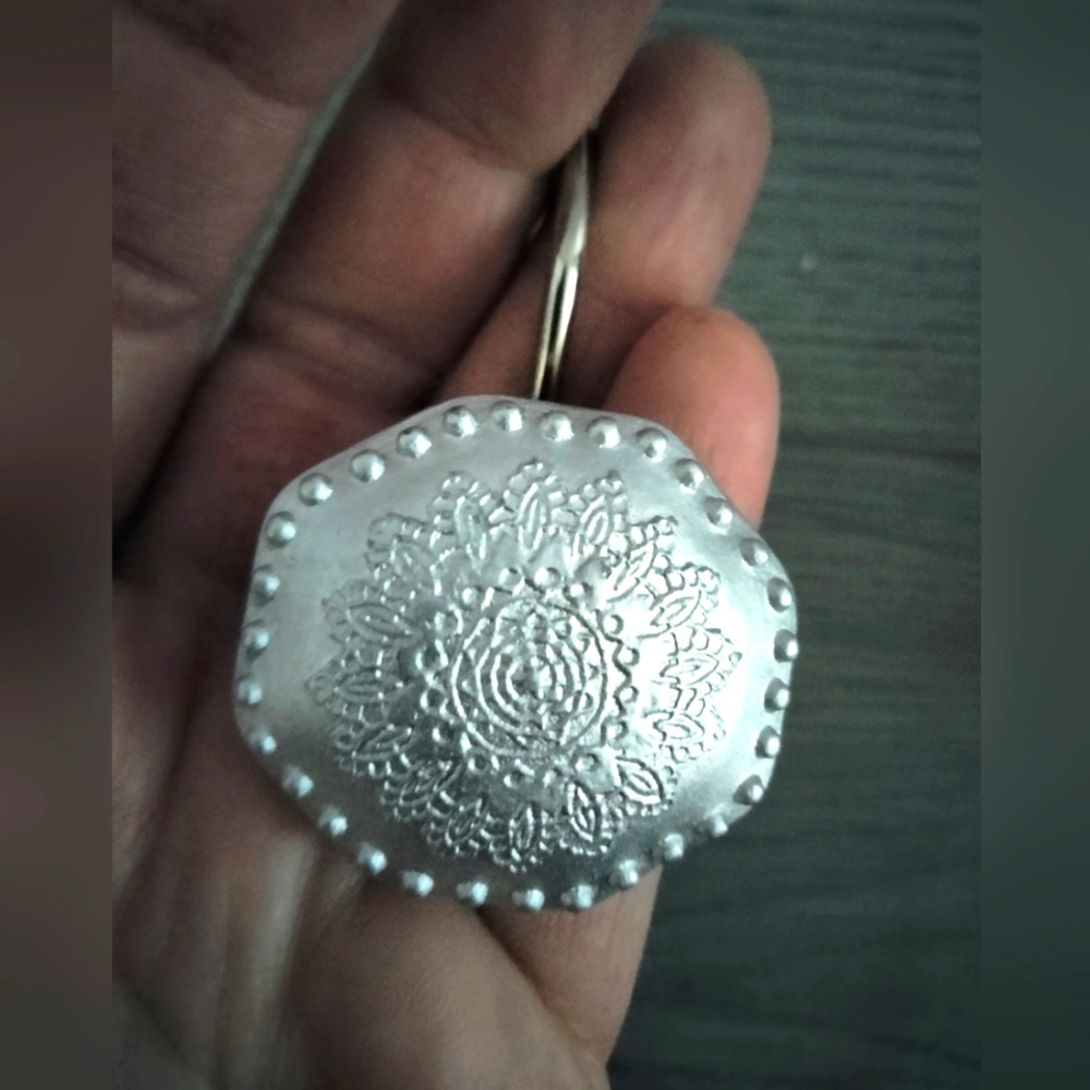 Silvertone Floral Engraved Decorative shower Hooks Set Of 12